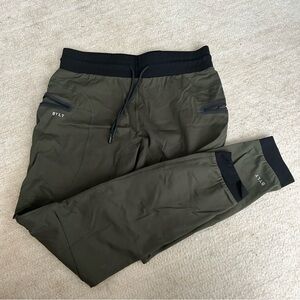 BYLT Premium Jogger Size L